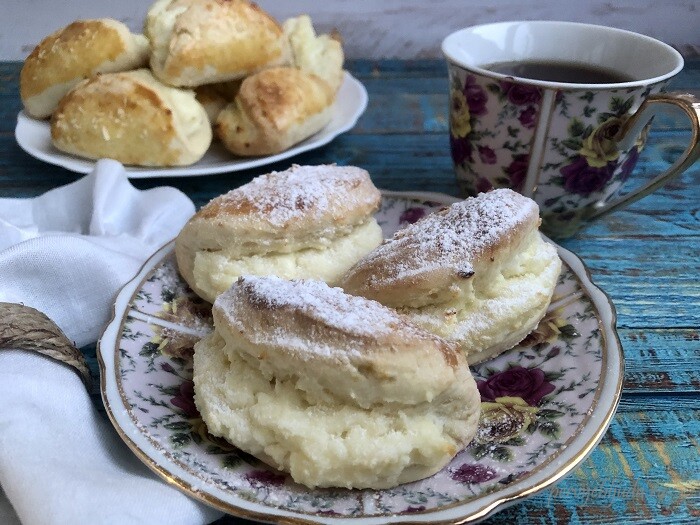 нежнейшие сочни с творогом и кокосовой стружкой